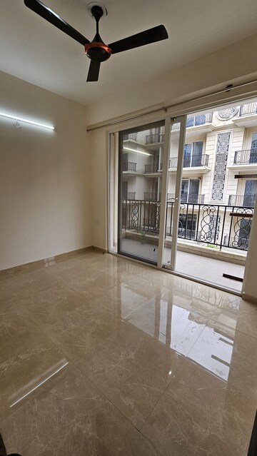 Room in 3 BHK Apartment at Signature Signum 36, Sohna Sector 36 – for Sale