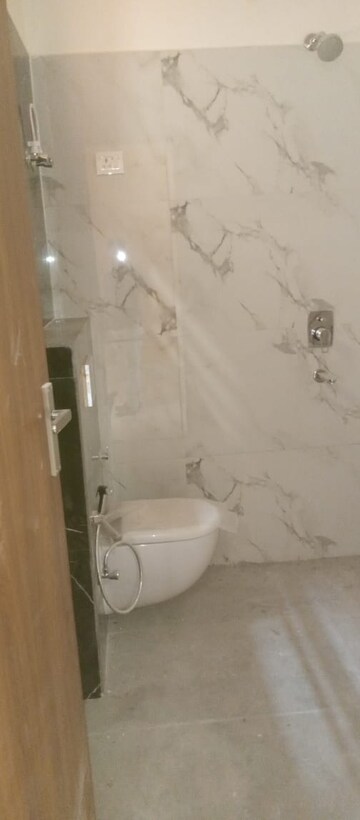 Bathroom in 3 BHK Apartment at Ajnara Le Garden, Sector 16b Greater Noida – for Rent