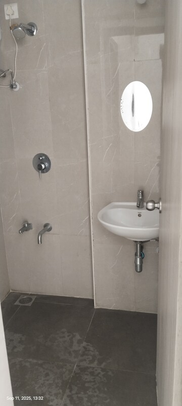 Master Bedroom in 1 BHK Apartment at Lodha Palava Downtown, Dombivli East – for Rent