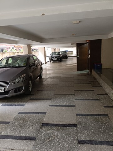 Parking in 4 BHK Builder Floor at New Friends Colony – for Rent