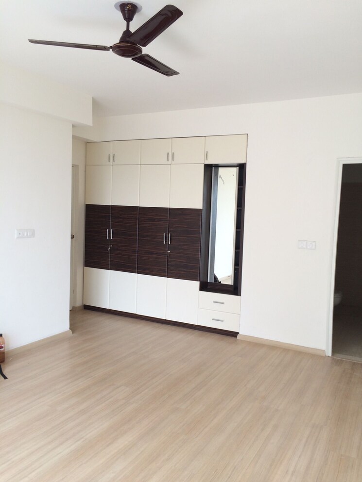 Room, dlf-westend-heights-new-town 3.5 Bedroom 1884 Sq.Ft. Apartment In Akshayanagar Bangalore 9173258