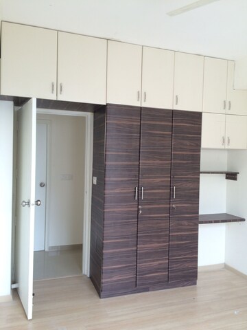 Room in 3.5 BHK Apartment at DLF Westend Heights New Town, Akshayanagar – for Rent
