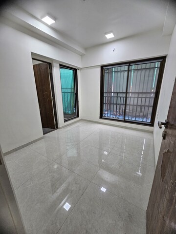 Room in 1 BHK Apartment at Vikroli Indrajeet Niketan CHS, Vikhroli East – for Sale