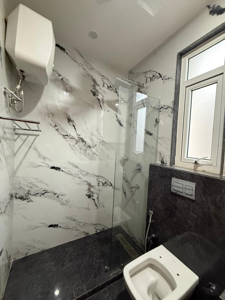 Attached Bathroom, shivalik colony 3 Bedroom 1850 Sq.Ft. Builder Floor In Shivalik Colony Delhi 9173274