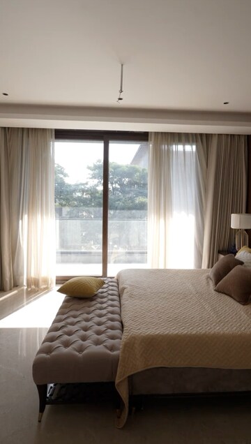 Bedroom in 4 BHK Builder Floor at Rajendra Place – for Sale