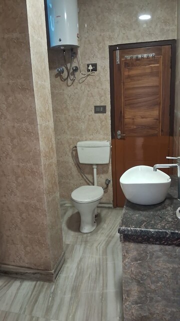 Bathroom in 2 BHK Builder Floor at Lajpat Nagar 4 – for Rent
