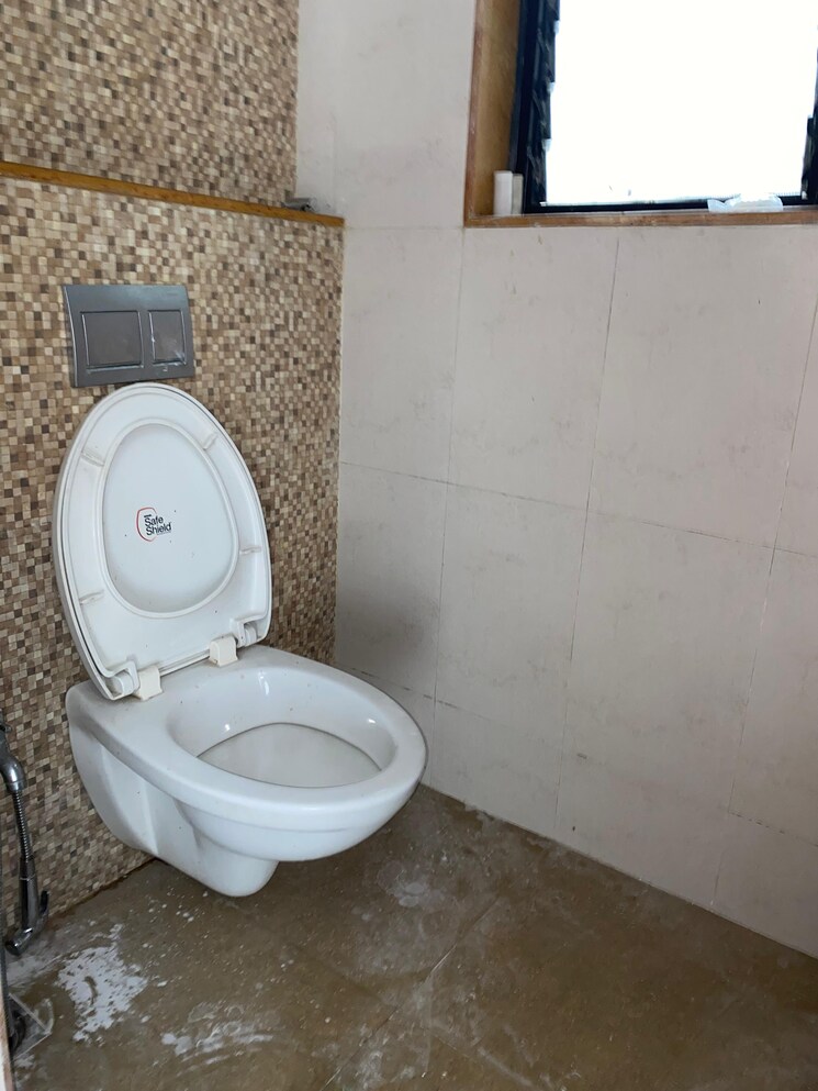 Bathroom, lodha-palava-downtown-dombivli-east 1 Bedroom 720 Sq.Ft. Apartment In Dombivli East Thane 9173378