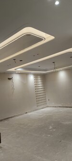 3 BHK 1800 Sq.Ft. Builder Floor in Meenakshi Garden