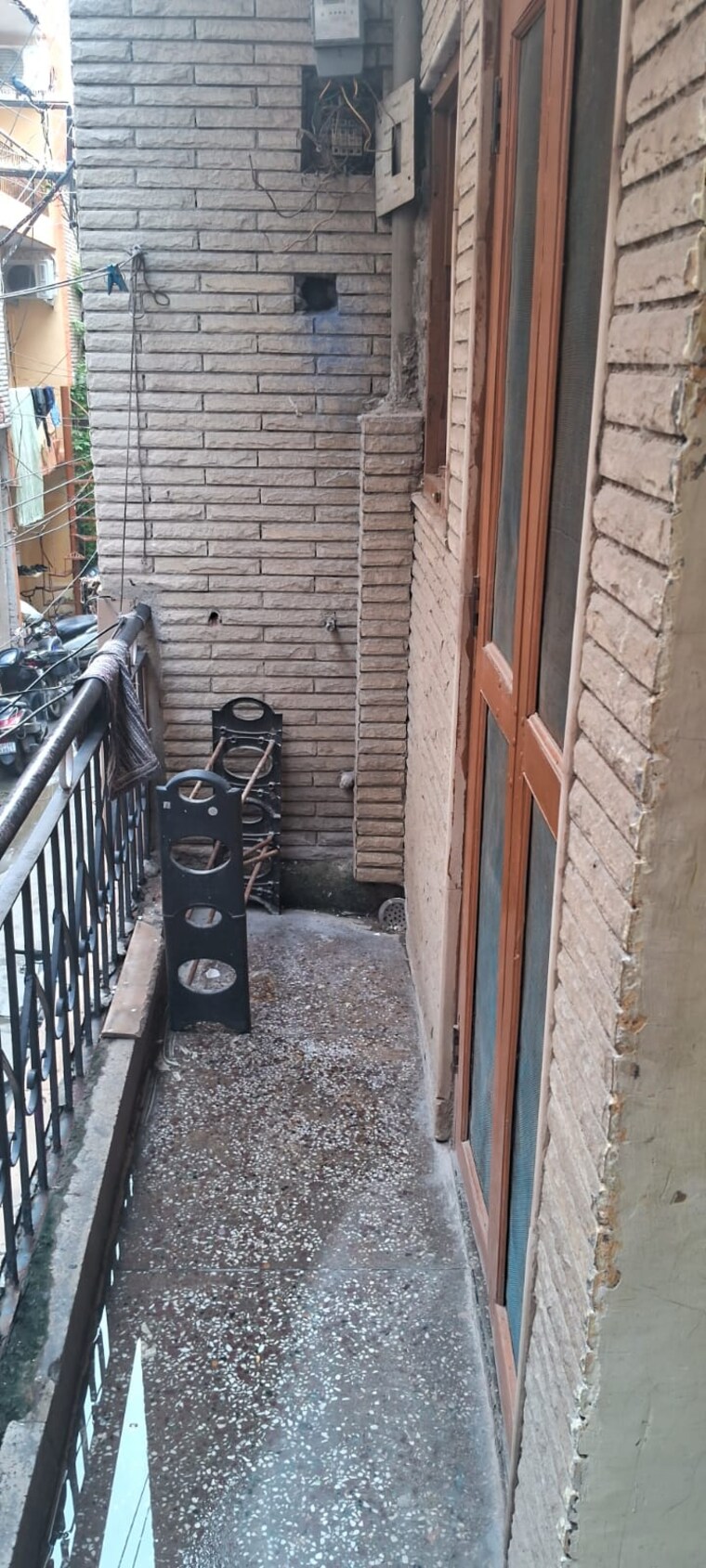 Balcony, sector 12 1 Bedroom 580 Sq.Ft. Independent House In Sector 12 Noida 9173449