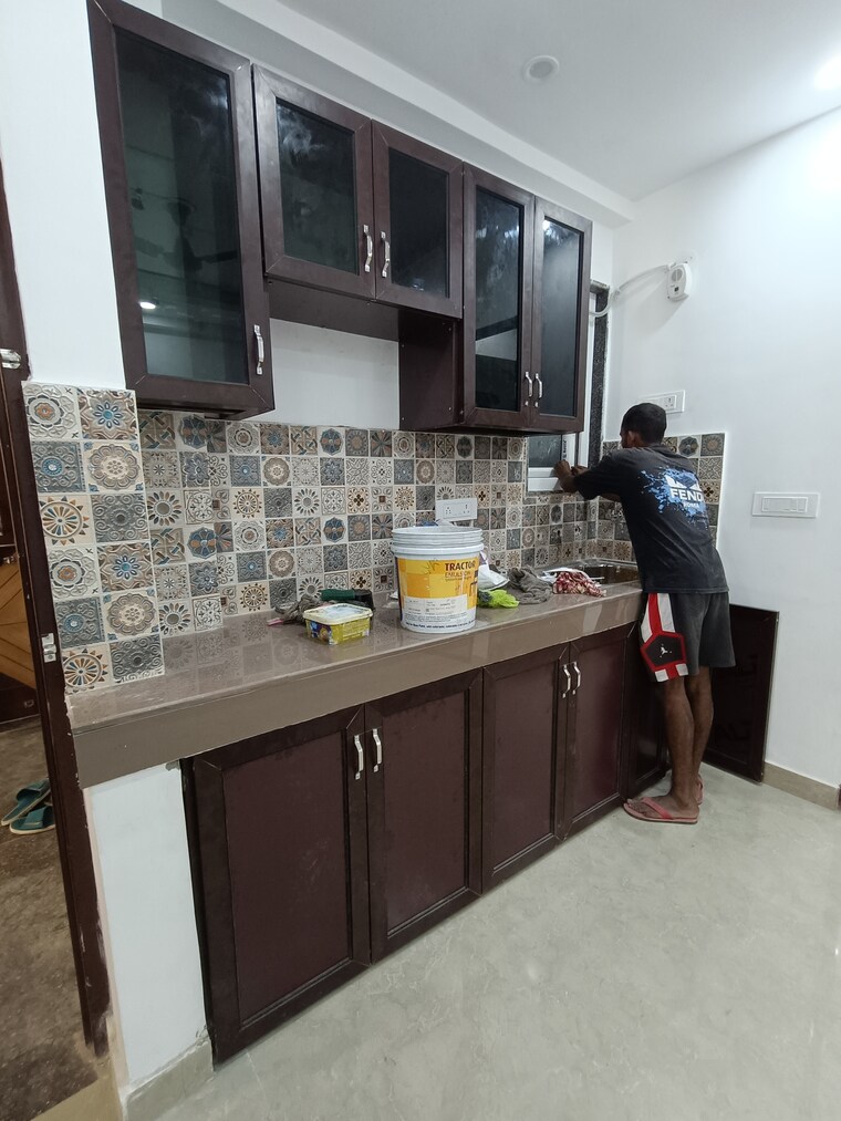 Kitchen, mayur vihar 1 2.5 Bedroom 1100 Sq.Ft. Builder Floor In Mayur Vihar 1 Delhi 9173520