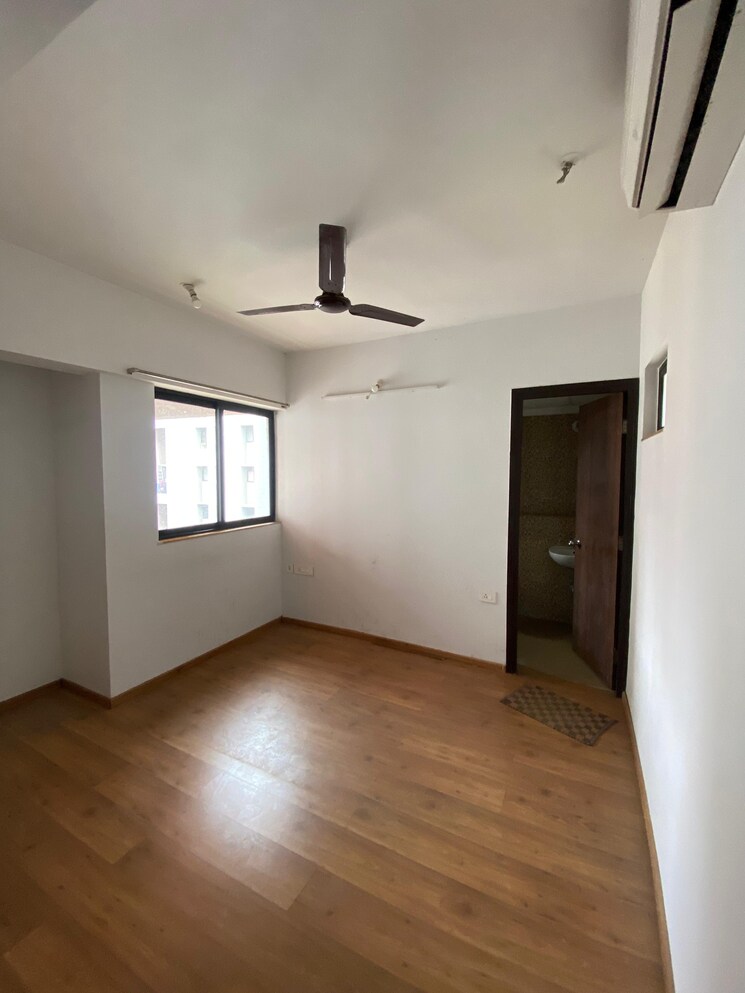 Master Bedroom, lodha-palava-downtown 2 Bedroom 990 Sq.Ft. Apartment In Dombivli East Thane 9173418