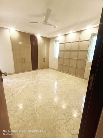 4 BHK Builder Floor For Rent in Saket