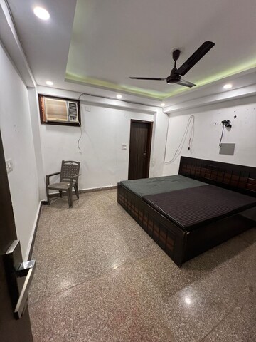 Master Bedroom in 2 BHK Builder Floor at Ardee City, Sector 52 – for Rent