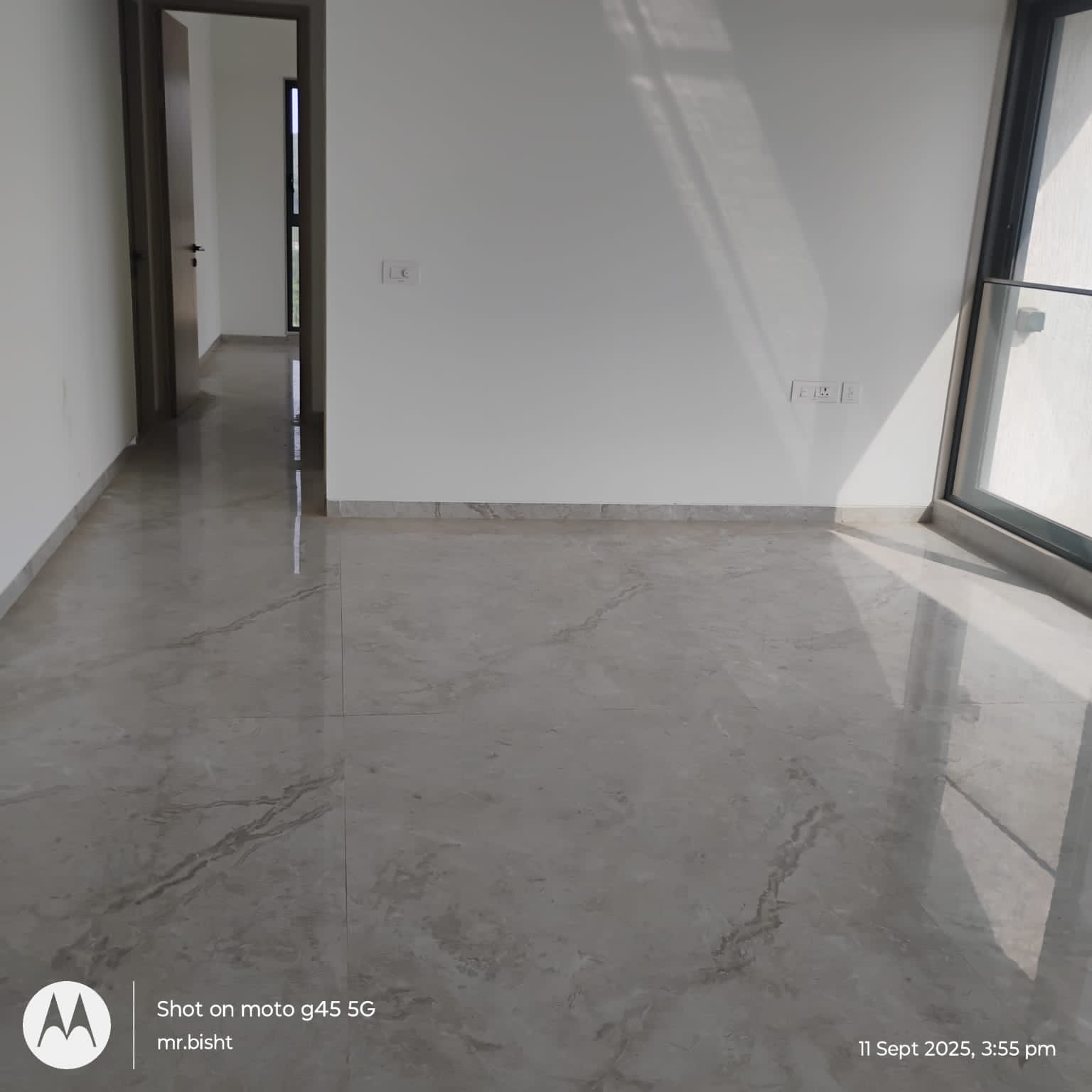 2 BHK Apartment For Sale in Viceroy Savana