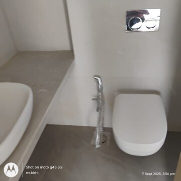 Bathroom in 2 BHK Apartment at Viceroy Savana, Kandivali East – for Sale