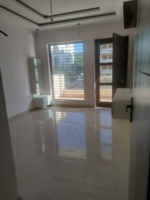 Room in 4 BHK Apartment at Sector 84 – for Sale