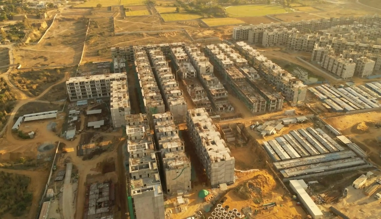 3 BHK Apartment For Sale in Signature Global City 79B