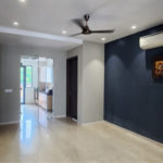 4 BHK + Servant Room 300 Sq.Yd. Builder Floor in DLF Atria