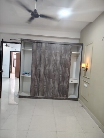  3 BHK Builder Floor at Pir Machalla – for Sale