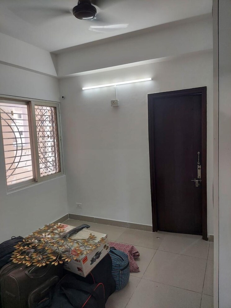 Bedroom, ajnara-le-garden 2.5 Bedroom 1230 Sq.Ft. Apartment In Sector 16b Greater Noida Greater Noida 9173818