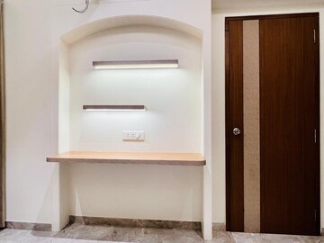 Room in 3 BHK Apartment at Navrangpura – for Rent