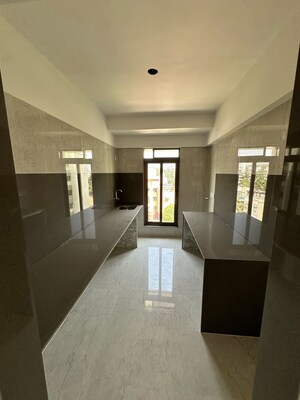 Team Area in 2 BHK Apartment at Piramal Aranya Ahan, Byculla – for Sale