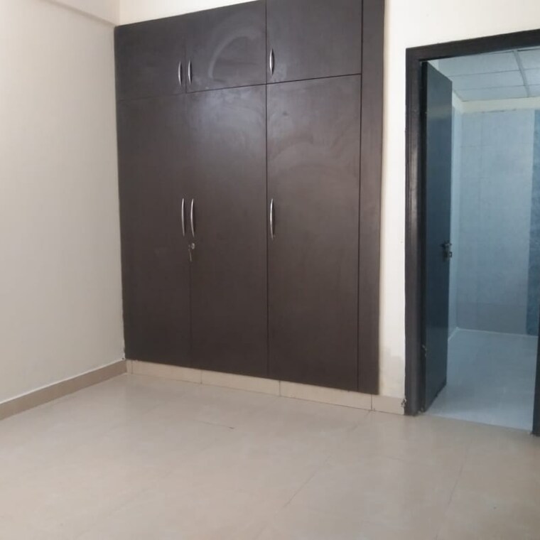 Room, gardenia-golf-city 3 Bedroom 1545 Sq.Ft. Apartment In Noida Central Noida 9174001