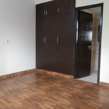 3 BHK Apartment For Rent in Gardenia Golf City, Noida Central