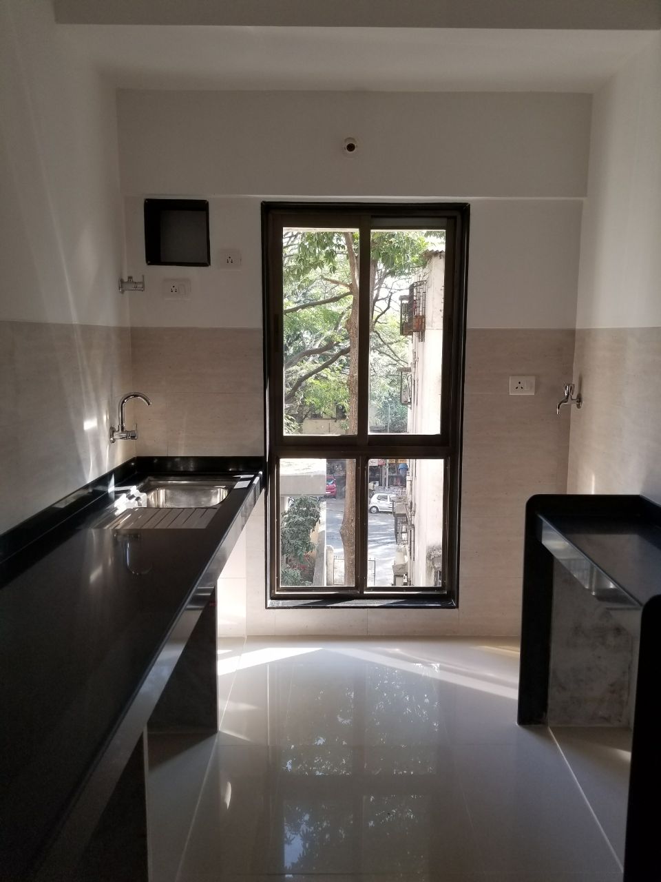 1 RkApartment For Rent in Kanakia Spaces Aroha