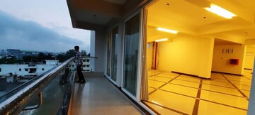 Room in 6+ BHK Villa at Gomti Nagar – for Rent