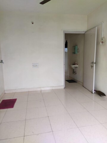 Room in 2 BHK Apartment at Shiv Om CHS, Chandivali – for Rent