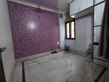 Room in 2 BHK Apartment at Janakpuri – for Sale
