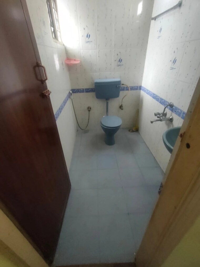 Bathroom, kammanahalli 6+ Bedroom 4000 Sq.Ft. Independent House In Kammanahalli Bangalore 9174070