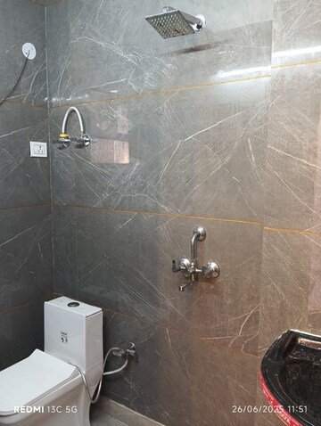 Bathroom in 3 BHK Apartment at Shalimar Garden – for Sale