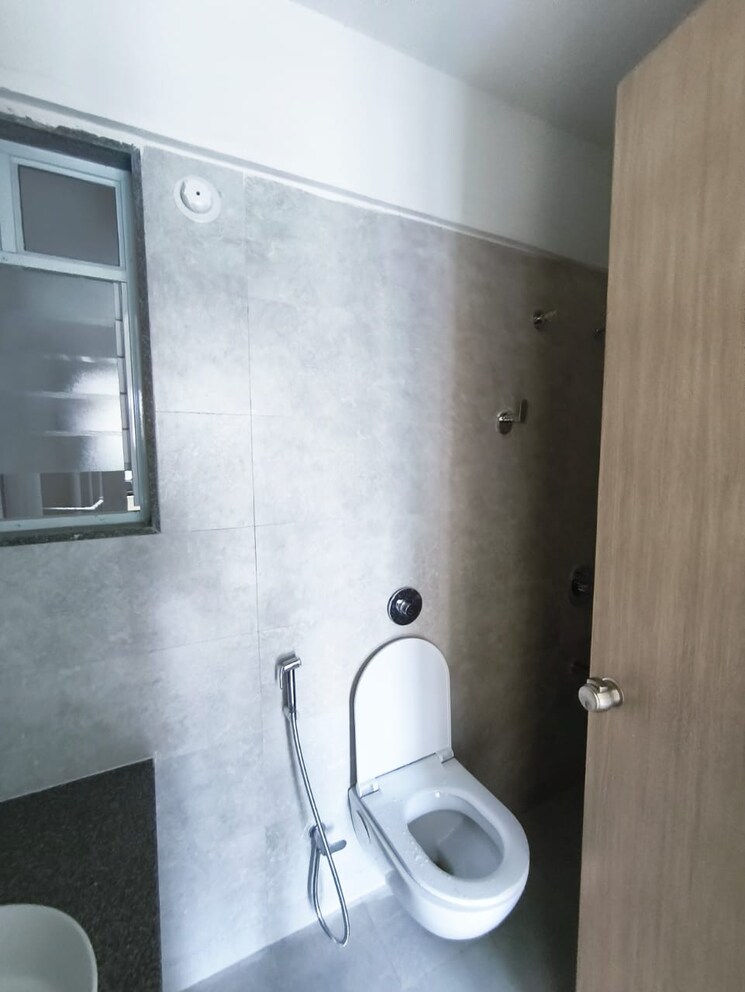 Bathroom, v-top-valonia 2 Bedroom 780 Sq.Ft. Apartment In Punawale Pune 9174248