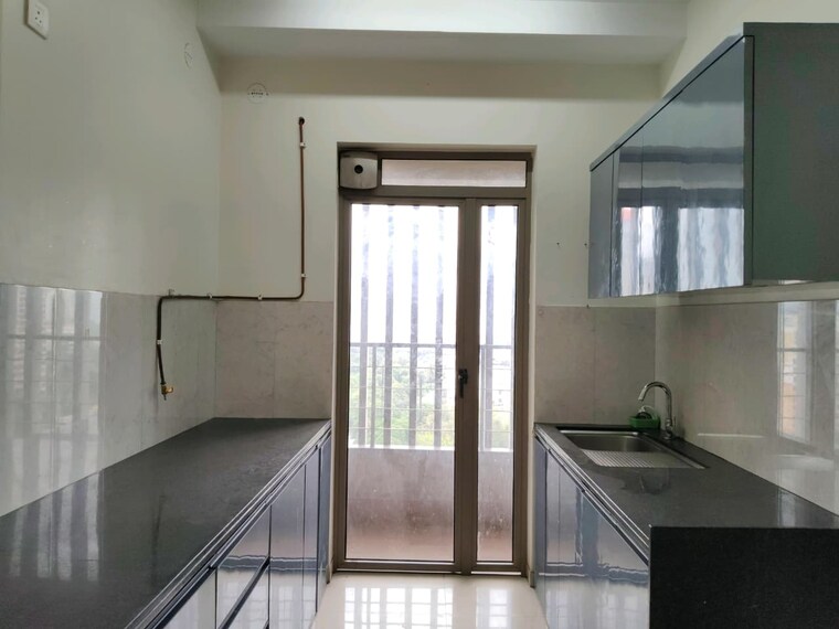 Kitchen, kalpataru-paramount 2 Bedroom 711 Sq.Ft. Apartment In Kapur Bawdi Thane 9174232