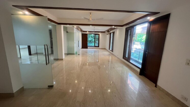 Room, maharani bagh 4 Bedroom 7200 Sq.Ft. Builder Floor In Maharani Bagh Delhi 9174263