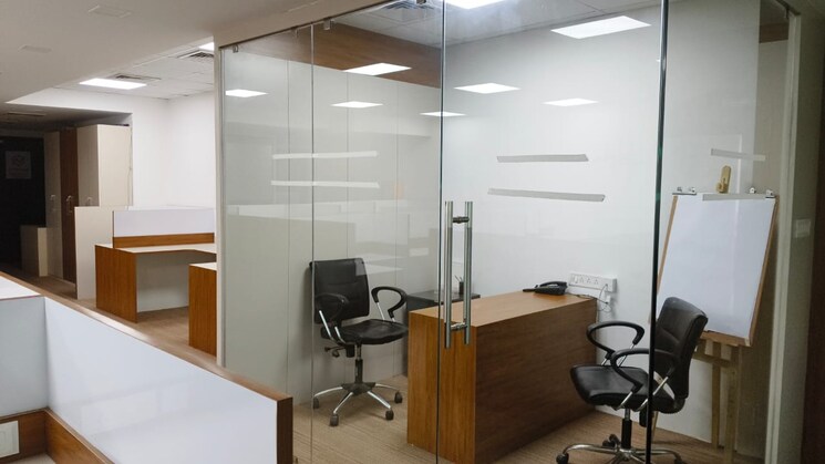 Team Area, em bypass Commercial Office Space 1750 Sq.Ft. In Em Bypass Kolkata 9174231