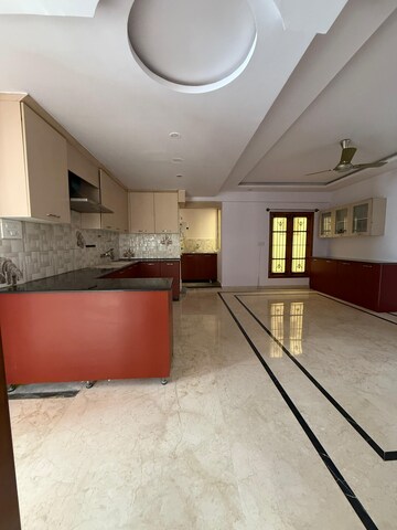 Building Lobby in 3 BHK Apartment at MC Castle, Indiranagar – for Rent