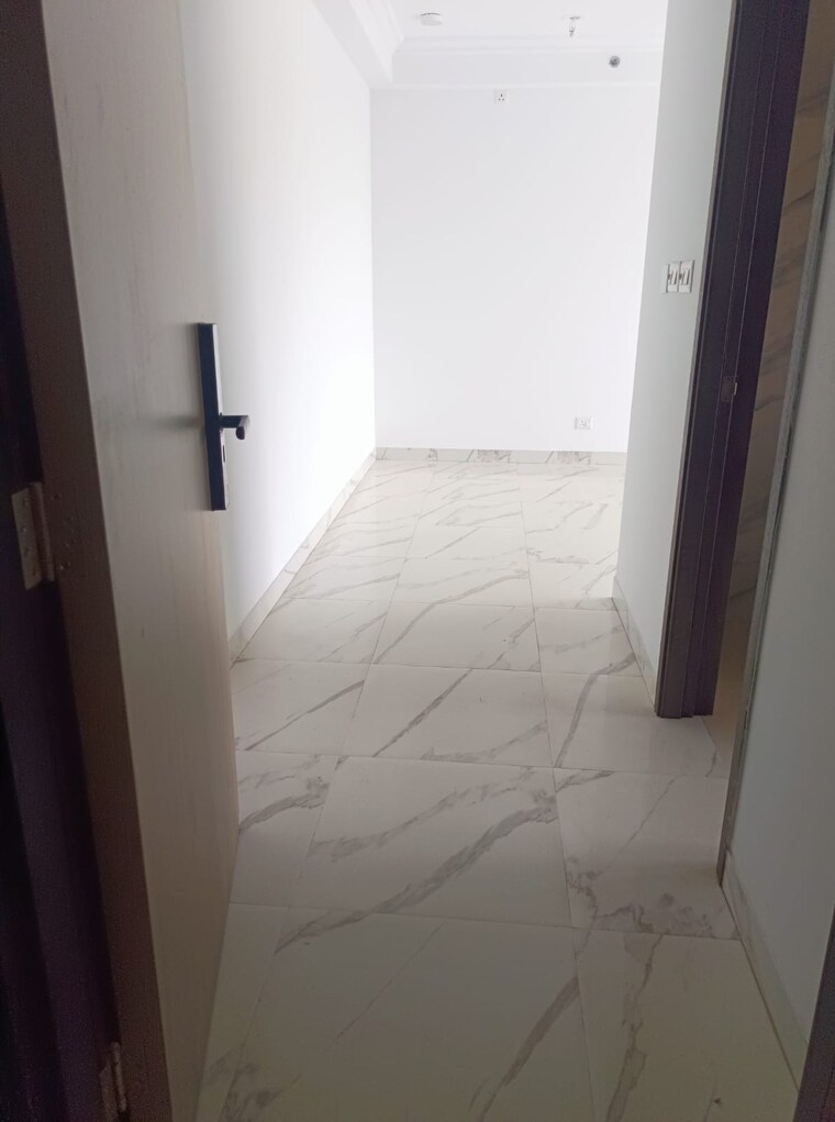 Bathroom, risland-the-icon 2 Bedroom 675 Sq.Ft. Apartment In Dhokali Thane 9174269