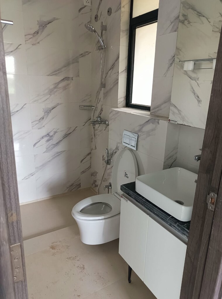 Bathroom, risland-the-icon 2 Bedroom 675 Sq.Ft. Apartment In Dhokali Thane 9174269