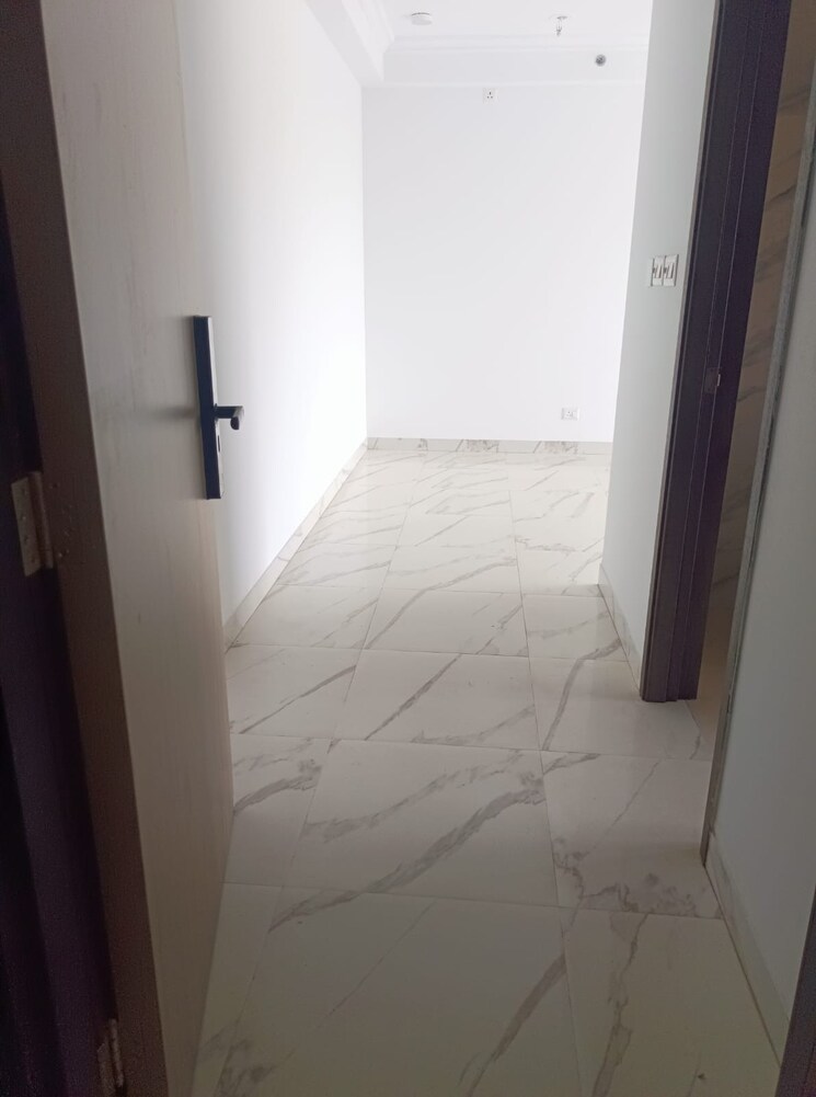 Bathroom, risland-the-icon 2 Bedroom 685 Sq.Ft. Apartment In Dhokali Thane 9174289