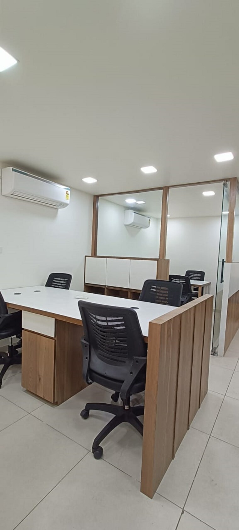 Team Area, shyamal Commercial Office Space 800 Sq.Ft. In Shyamal Ahmedabad 9174304