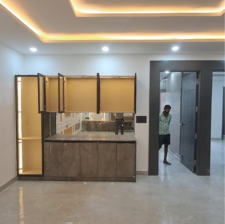 Room, sector 85 4 Bedroom 350 Sq.Yd. Builder Floor In Sector 85 Faridabad 9174343