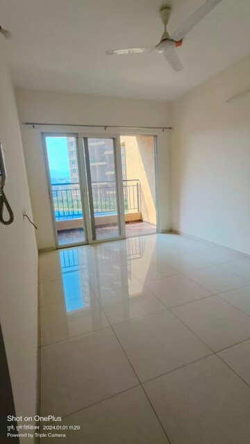 Room in 1 BHK Apartment at Kolte Patil Life Republic, Hinjewadi – for Rent