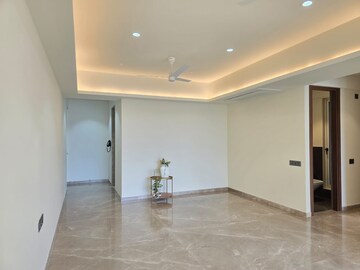 Room in 2 BHK Apartment at Cassias Apartment, Bandra West – for Rent