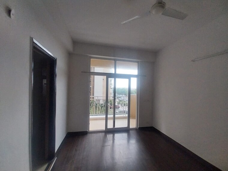 Room, mahagun-mywoods 3 Bedroom 1200 Sq.Ft. Apartment In Sector 16c Greater Noida Greater Noida 9174362