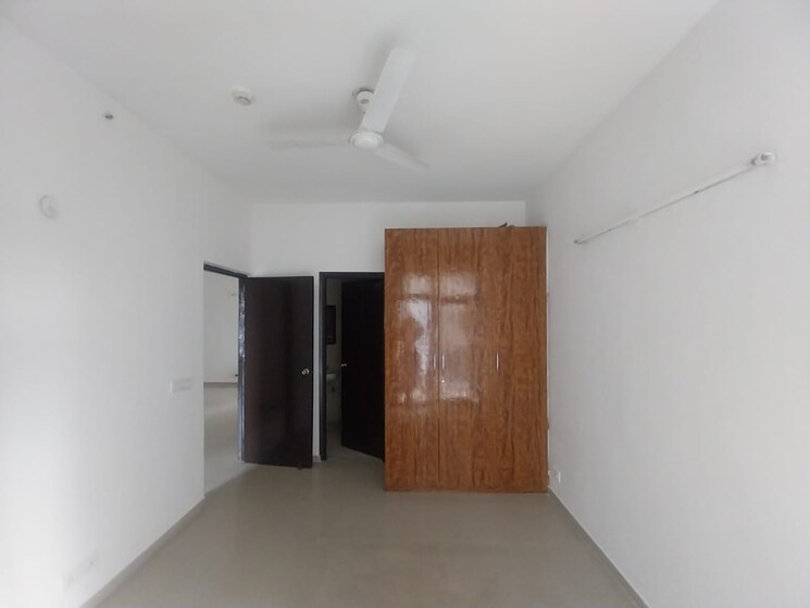 Room, mahagun-mywoods 3 Bedroom 1200 Sq.Ft. Apartment In Sector 16c Greater Noida Greater Noida 9174362