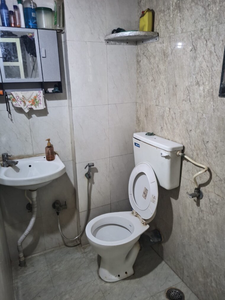Bathroom, bhakti-pearl 2 Bedroom 583 Sq.Ft. Apartment In Kasarvadavali Thane 9174428