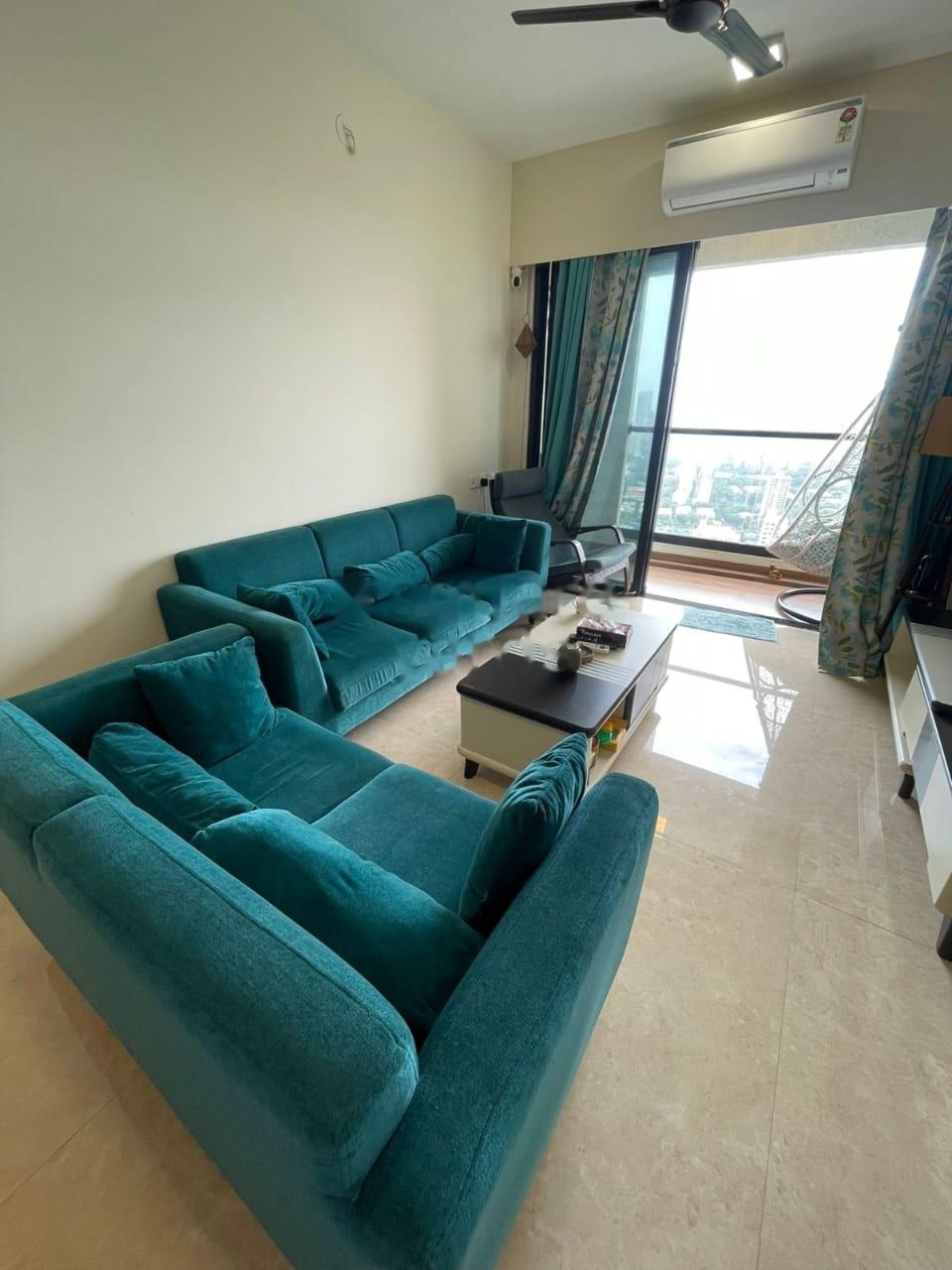 2 BHK Apartment For Rent in Dosti Eastern Bay